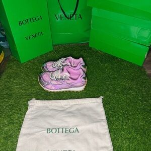 Designer Bottega Veneta Pink Trainers – Limited Edition